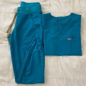 FIGS Scrub Set: Teal Catrina One-Pocket Top w/ Zamora Joggers, Women's XS